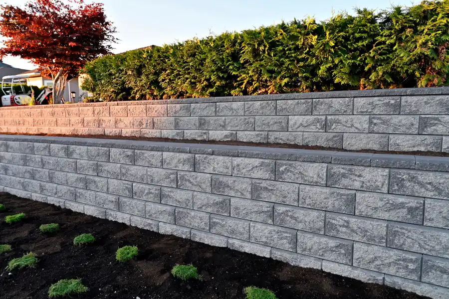 How to Install Retaining Wall in Carpentersville, IL